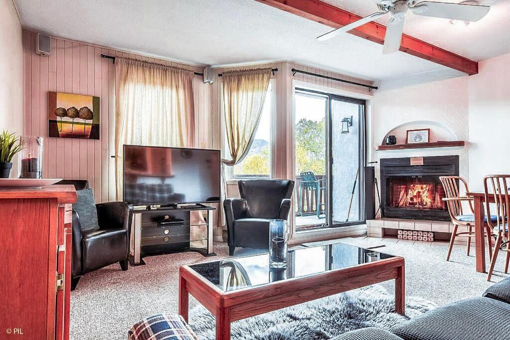 Amazing Lakemountain View 5Min To Tremblant484 Mont-Tremblant Exterior photo